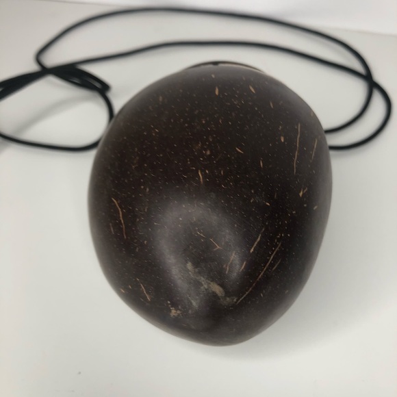 Handmade coconut bag - Picture 3 of 8